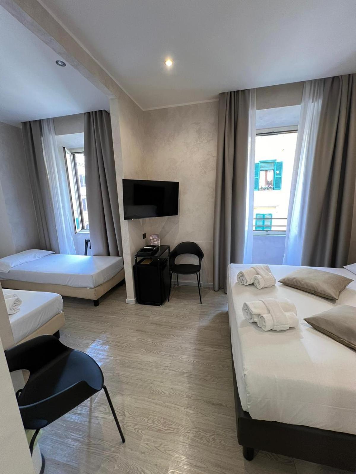 Hotel Ercoli House Rome Bagian luar foto