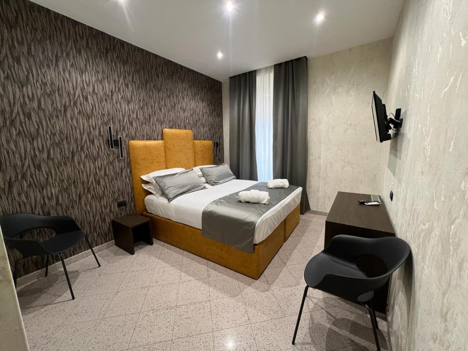 Hotel Ercoli House Rome Bagian luar foto
